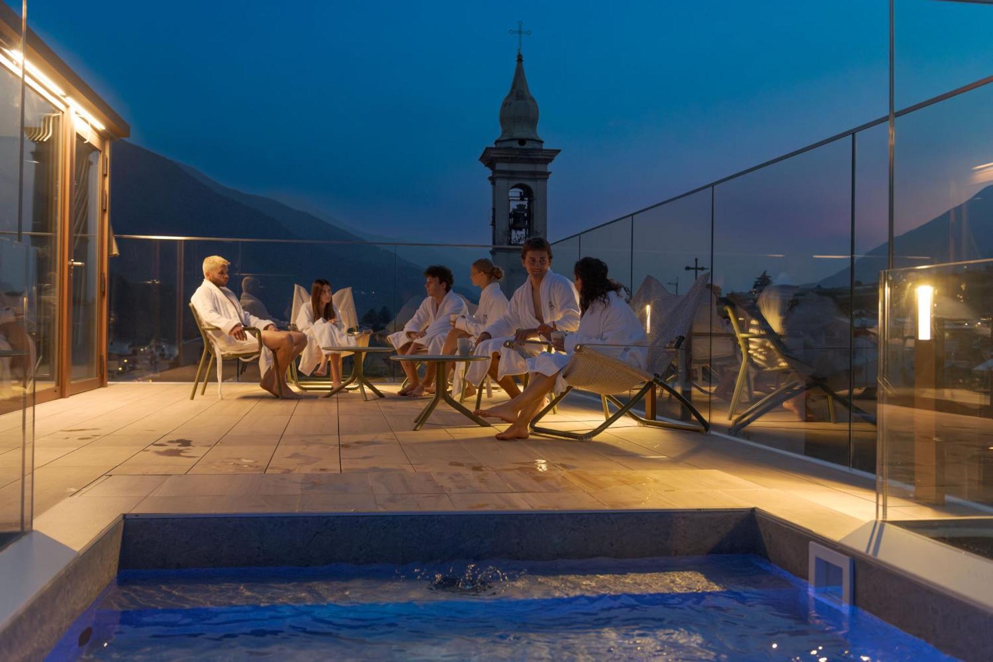 Wine Hotel San Carlo - Relais & Spa - Boutique Hotel Chiuro Esterno foto